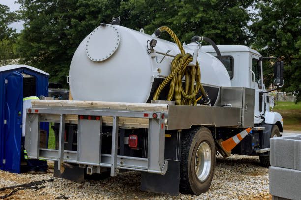 Best Portable restroom solutions  in Elwood, IL