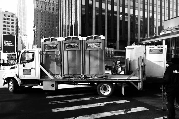 Professional porta potty rental in Elwood, IL